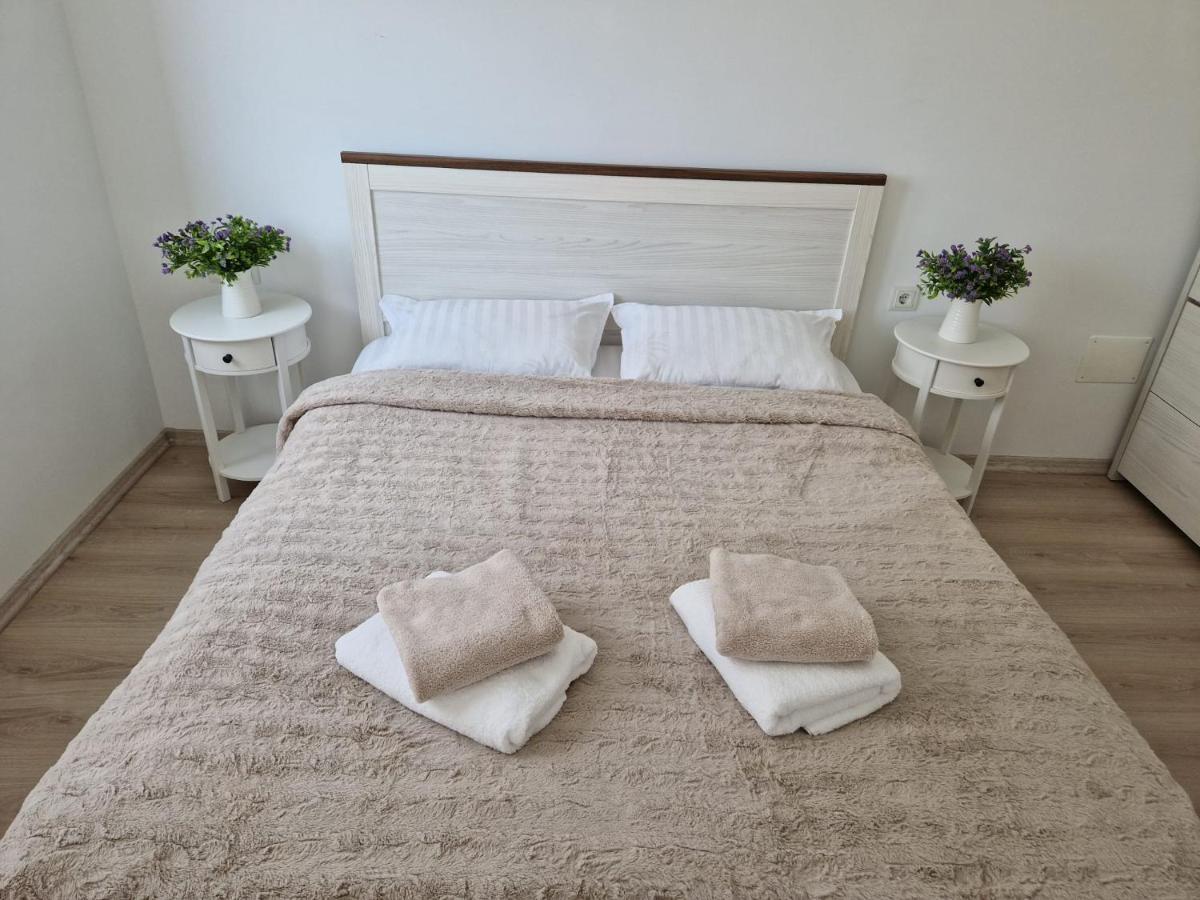 San Casa Apartment เซเบช ภายนอก รูปภาพ