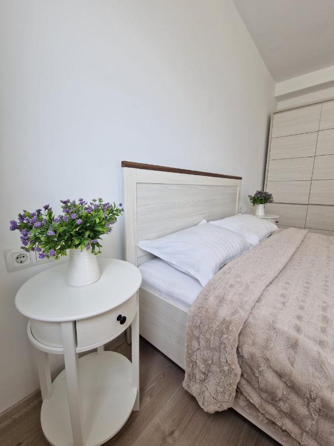 San Casa Apartment เซเบช ภายนอก รูปภาพ